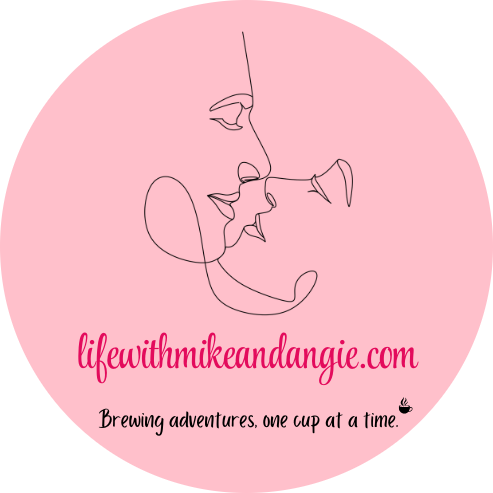 lifewithmikeandangie.com