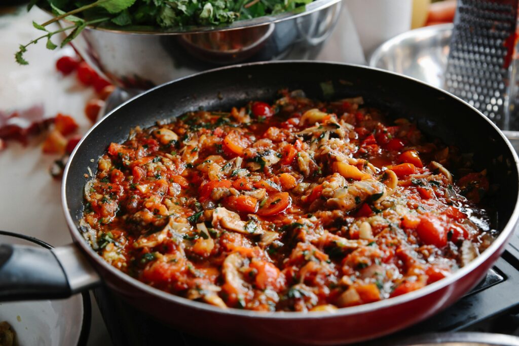 pexels-maorattias-5190684 Mediterranean Tomato Mushroom Sauce Recipe
