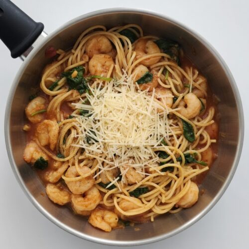 Shrimp and Spinach Spaghetti in Tomato Sauce