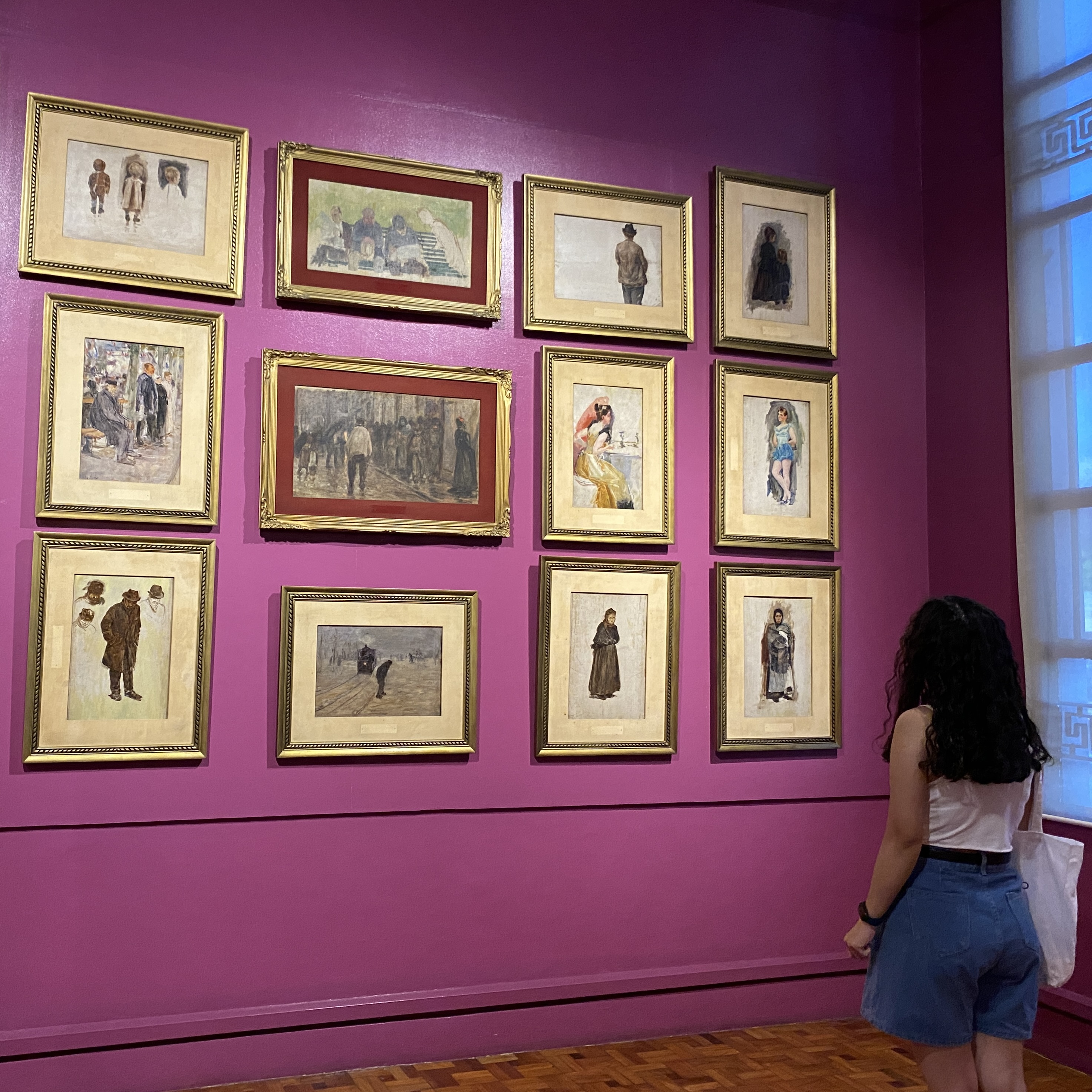 Jezelle admiring paintings by Juan Luna at the National Museum of Fine Arts in Manila