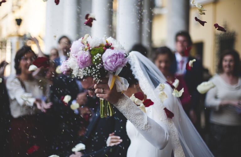 Marry My Husband K-drama review – bride holding a wedding bouquet